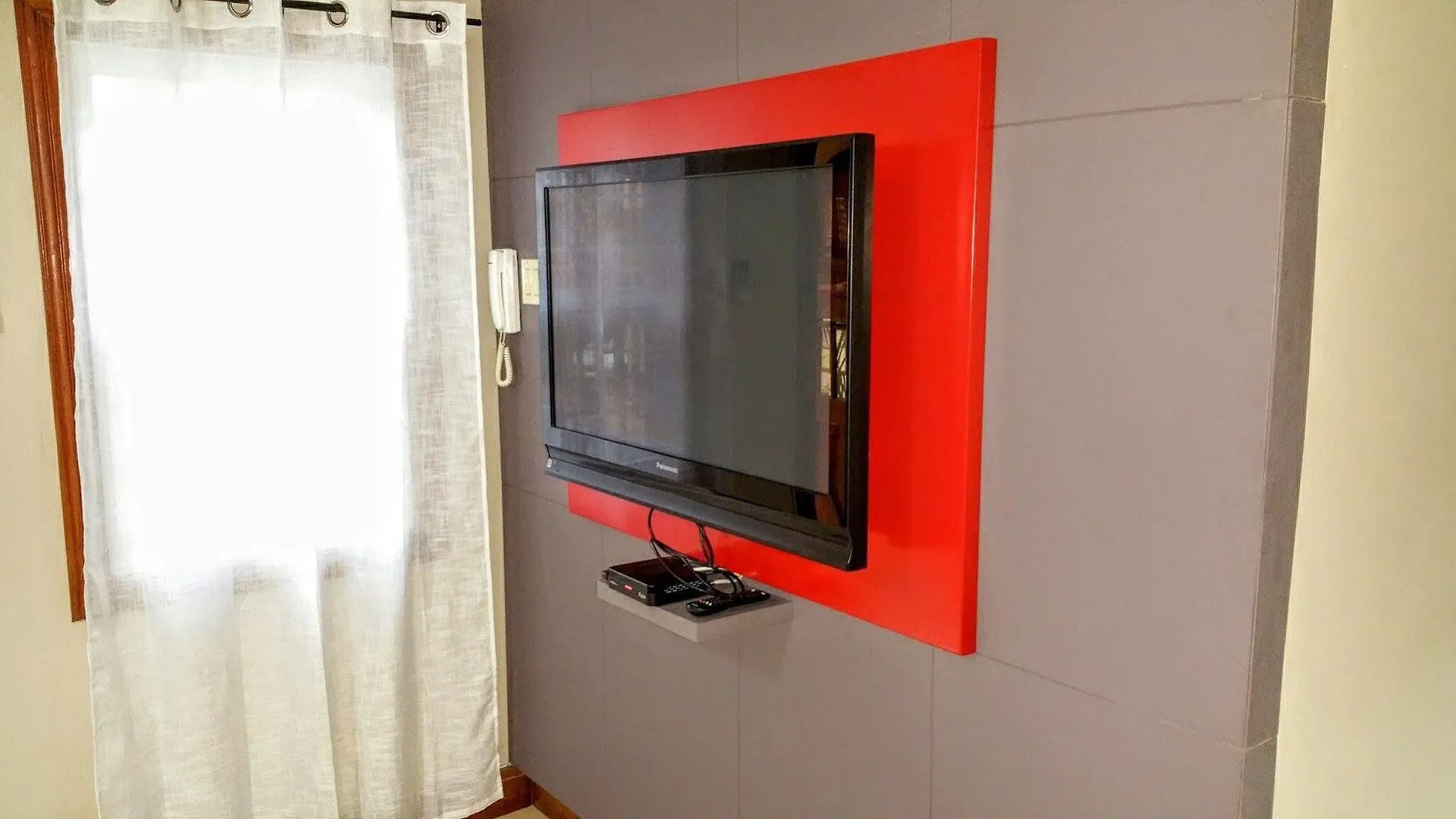 Modern London Decor Guest Apartments Kingston 0*,  Ямайка